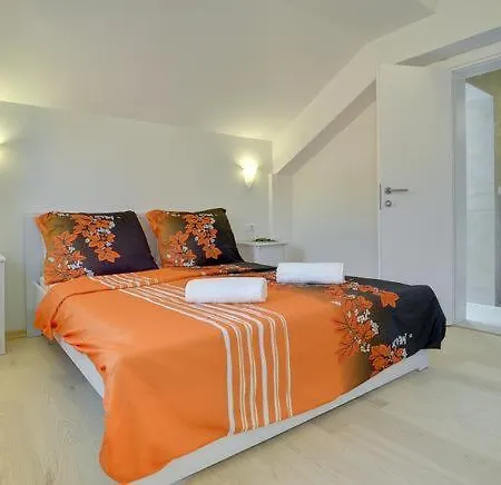 Mediterranean Dream 1 Apartment Pomer